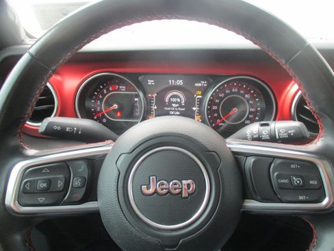 Used 2022 Jeep Wrangler Unlimited Rubicon AWD/4WD image 19