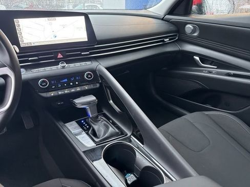 Certified 2023 Hyundai Elantra SEL w/ Convenience Package image 36