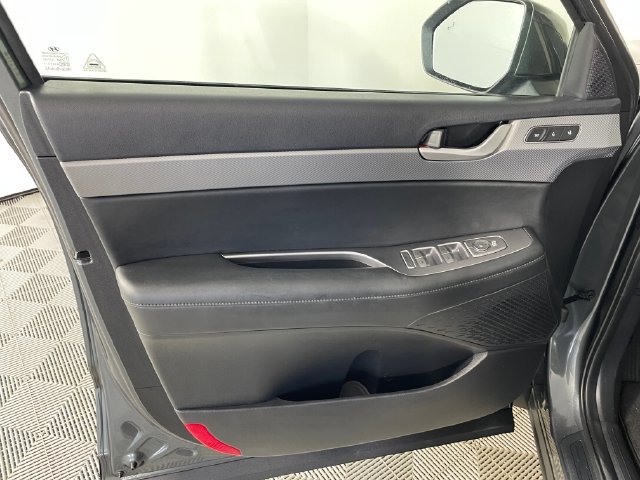 Used 2022 Hyundai Palisade SEL w/ Premium Package AWD/4WD image 14