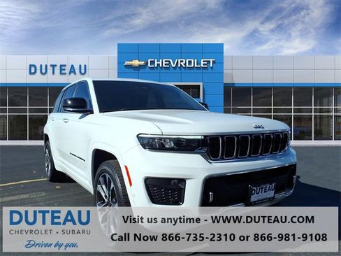 Used 2023 Jeep Grand Cherokee Overland image 1