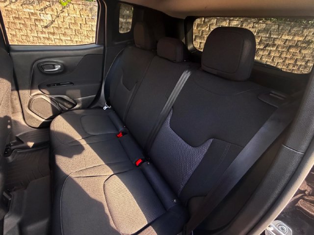 Used 2020 Jeep Renegade Sport FWD image 37