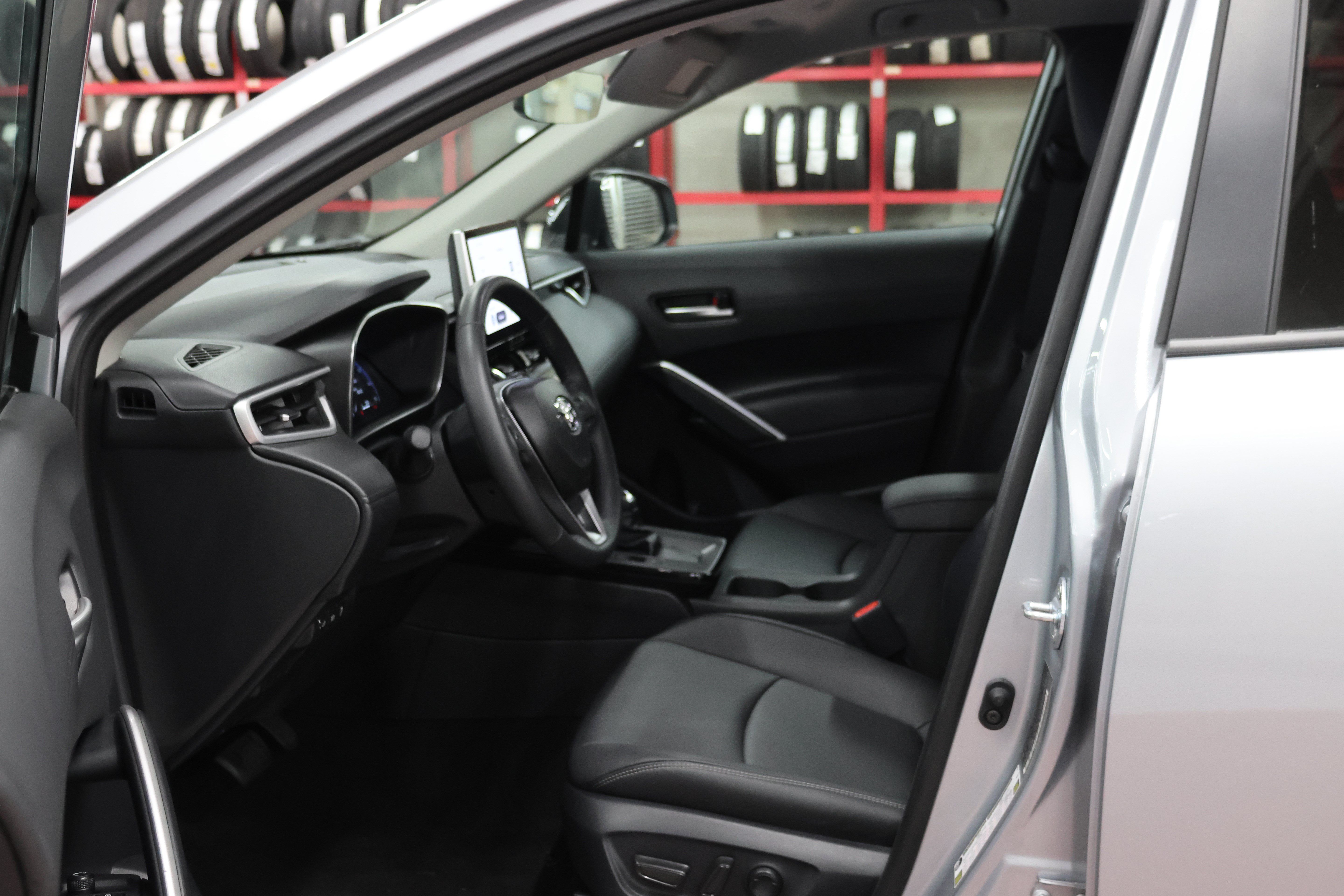 Certified 2026 Toyota Corolla Cross XLE FWD image 21