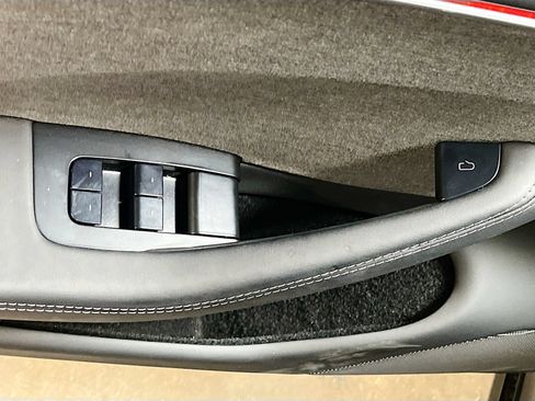 Used 2025 Tesla Model 3 Long Range AWD/4WD image 16