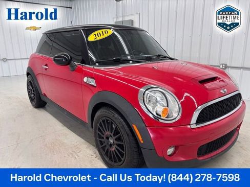 Used 2010 MINI Cooper S image 1