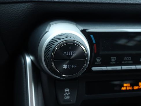 New 2025 Toyota RAV4 XLE image 26