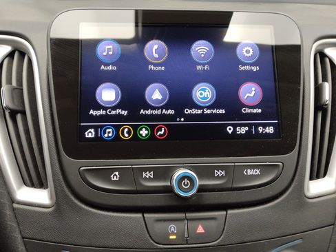 Used 2025 Chevrolet Malibu LT FWD image 25
