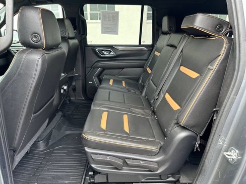 Used 2021 GMC Yukon XL AT4 AWD/4WD image 15
