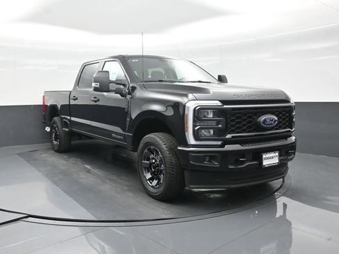 New 2026 Ford F250 XL w/ STX Appearance Package AWD/4WD image 17