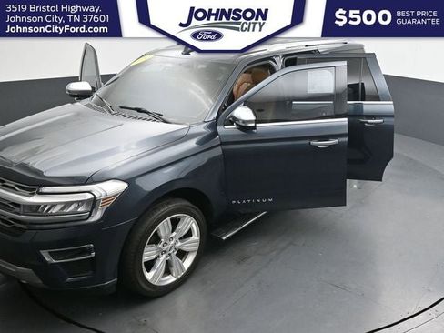 Used 2022 Ford Expedition Max Platinum AWD/4WD image 37