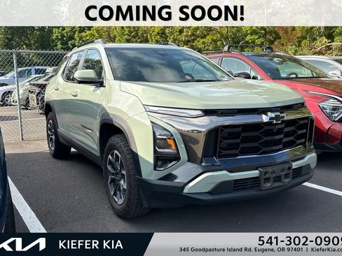 Used 2025 Chevrolet Equinox ACTIV w/ Safety and Technology Package FWD image 1