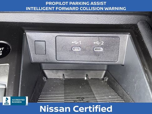 Certified 2025 Nissan Kicks SR w/ SR Premium Package FWD image 9