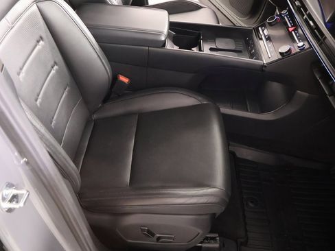 Used 2024 Hyundai Santa Fe Calligraphy image 14