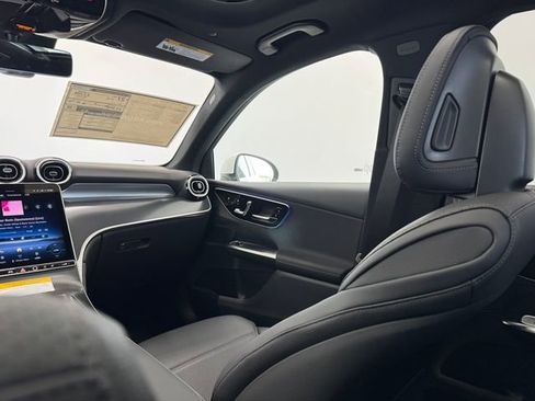 New 2026 Mercedes-Benz GLC 300 image 38
