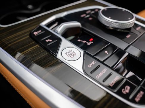 Certified 2025 BMW X5 xDrive40i w/ Premium Package image 20