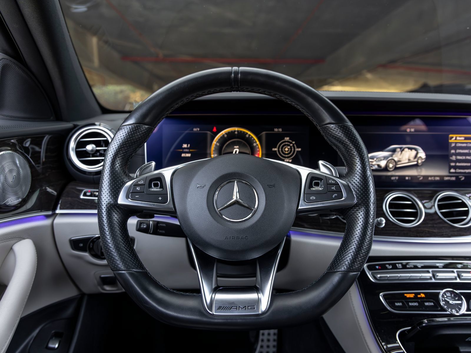 Used 2018 Mercedes-Benz E 63 AMG S image 33
