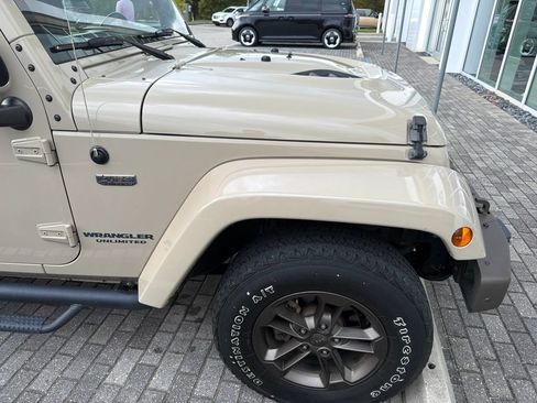 Used 2016 Jeep Wrangler Unlimited Sahara AWD/4WD image 14