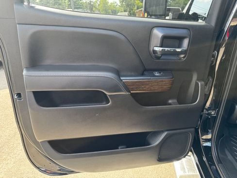 Used 2019 GMC Sierra 2500 Denali AWD/4WD image 40