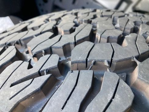 New 2024 Jeep Wrangler Unlimited Rubicon w/ Convenience Group image 28