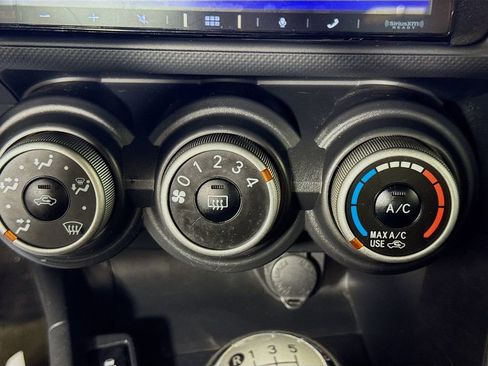 Used 2011 Scion tC FWD image 17