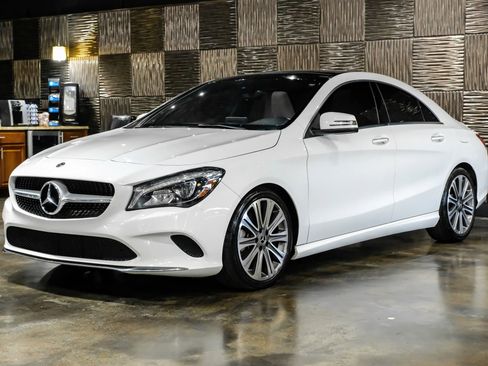 Used 2019 Mercedes-Benz CLA 250 image 9