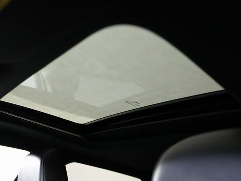 Used 2024 Dodge Durango GT image 33