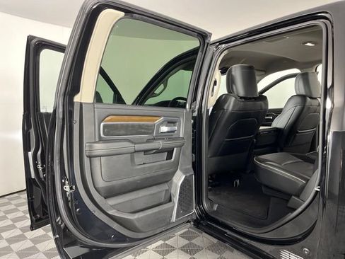 Used 2024 RAM 2500 Laramie w/ Safety Group AWD/4WD image 42