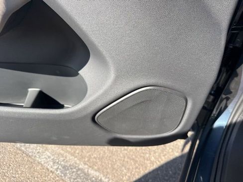 New 2026 Volvo XC60 B5 Plus w/ Climate Package image 17