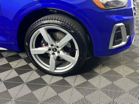 Used 2022 Audi SQ5 Premium Plus w/ Premium Plus Package image 13