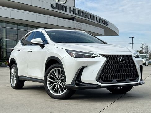 Used 2025 Lexus NX 350 AWD w/ Premium Package image 2