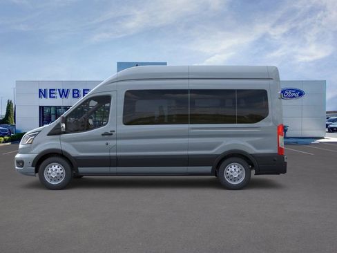 New 2025 Ford Transit 350 XLT image 5