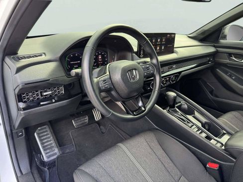 Used 2024 Honda Accord Sport image 24