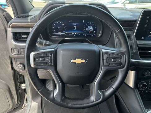 Certified 2023 Chevrolet Suburban Premier RWD image 20