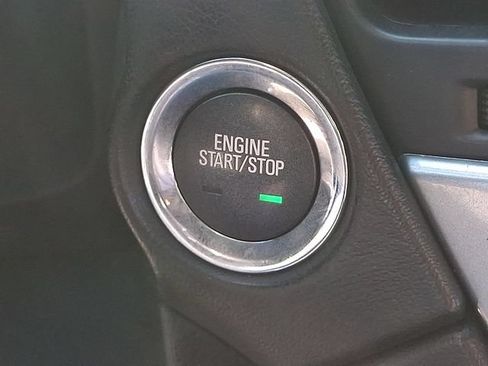 Used 2018 Chevrolet Tahoe Premier RWD image 25