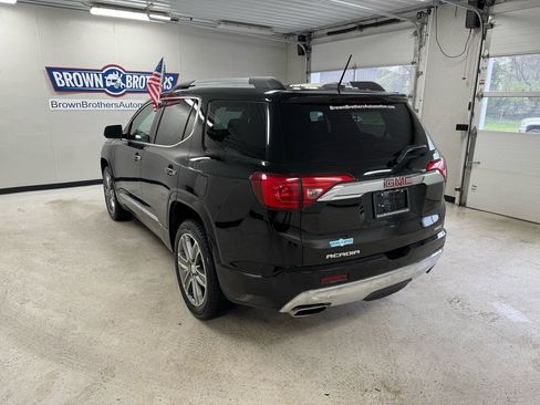 Used 2019 GMC Acadia Denali w/ Technology Package AWD/4WD image 4
