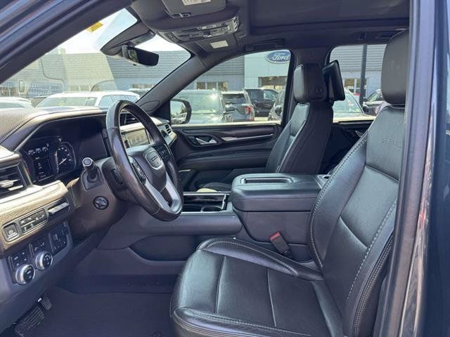 Used 2021 GMC Yukon XL Denali w/ Denali Ultimate Package AWD/4WD image 12
