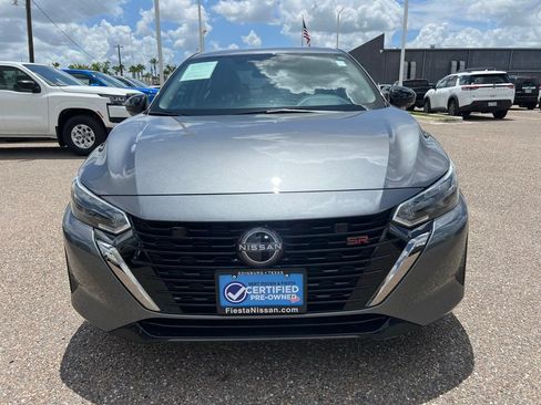 Used 2025 Nissan Sentra SR w/ SR Premium Package FWD image 2