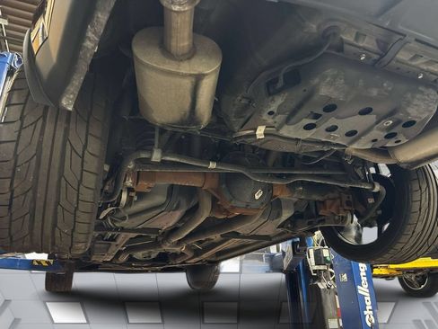 Used 2009 Ford Mustang Shelby GT500 RWD image 36