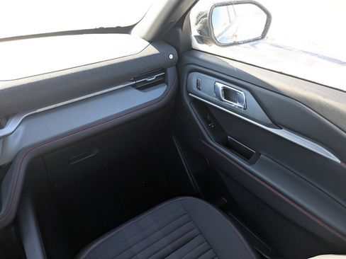 New 2026 Ford Explorer ST-Line image 20