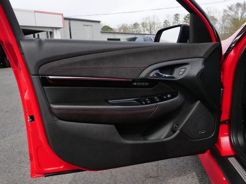 Used 2015 Chevrolet SS RWD image 18