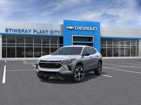 New 2026 Chevrolet Trax RS w/ Driver Confidence Package FWD image 8