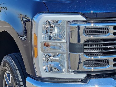 Used 2025 Ford F250 XLT AWD/4WD image 8