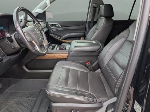 Used 2020 GMC Yukon Denali w/ Open Road Package image 18