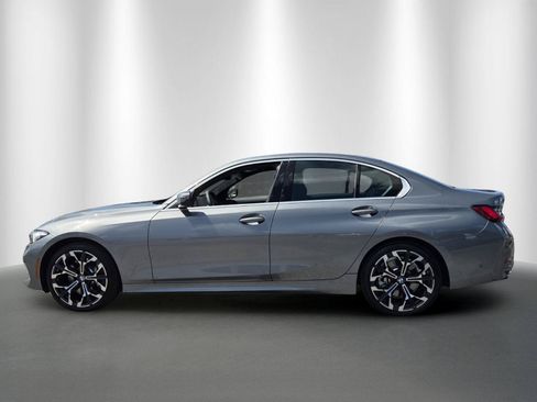 Certified 2025 BMW 330i Sedan RWD image 4