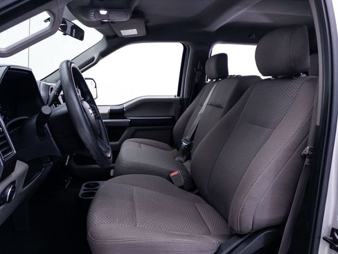Used 2018 Ford F150 XLT AWD/4WD image 18