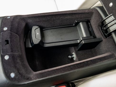 Used 2010 Rolls-Royce Ghost RWD image 36