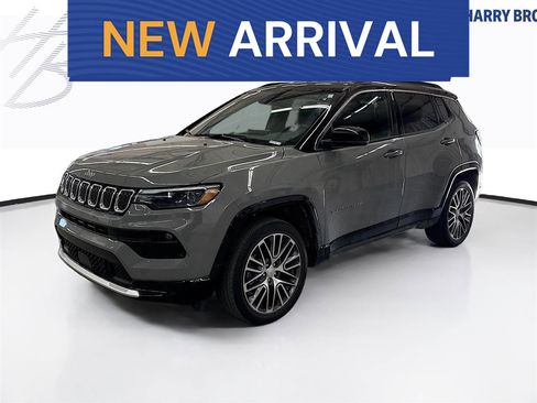 Used 2023 Jeep Compass Limited w/ Elite Group AWD/4WD image 1