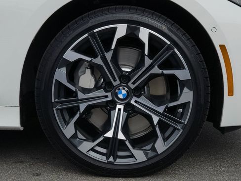 New 2026 BMW 330i Sedan w/ Convenience Package image 9