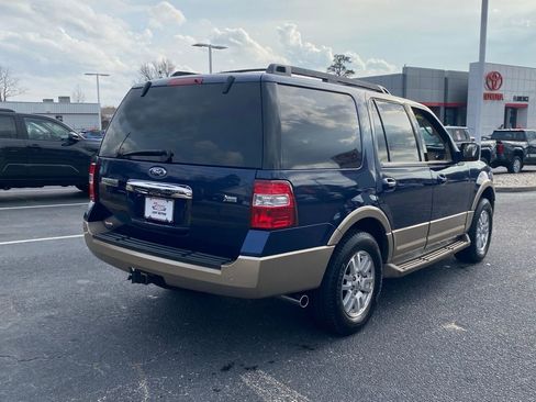 Used 2011 Ford Expedition XLT w/ 201A Rapid Spec Order Code image 15