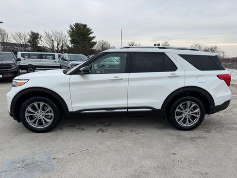 Used 2023 Ford Explorer Limited w/ Limited Technology Package image 11