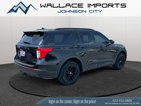 Used 2021 Ford Explorer XLT AWD/4WD image 5
